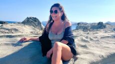 Έλενα Παπαρίζου: Τα στιγμιότυπα από τις διακοπές της στην Κίμωλο