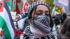 Φιλοπαλαιστίνιοι φοιτητές διέκοψαν μάθημα καθηγητή στο πανεπιστήμιο της Πίζας και τον έστειλαν στα επείγοντα - Δείτε βίντεο