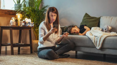 Πώς μία μητέρα στο Τέξας «έσωσε» τον 6χρονο γιο της – Το παιδί έπαψε να περπατά, να μιλά και να αναπνέει – Δείτε βίντεο
