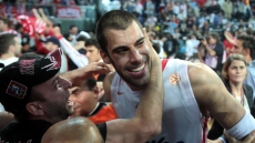 Φίλος του Ολυμπιακού έκανε τατουάζ το «πεταχτάρι» και ο Πρίντεζης του απάντησε - «Γιατί καλό μου αγόρι;»