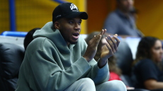 Γιάννης Αντετοκούνμπο: Στο φιλικό παιχνίδι του Περιστερίου με τον Άρη ο σταρ του NBA - Βίντεο 