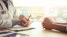 «Κόλλησε» ο θεσμός του Προσωπικού Γιατρού - Πώς σχεδιάζει να τον ξεμπλοκάρει το υπουργείο Υγείας
