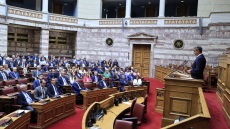 Θετικές για τη μεσαία τάξη οι εξαγγελίες Μητσοτάκη στη ΔΕΘ, χρειάζονται περισσότερα για δημογραφικό και ύπαιθρο