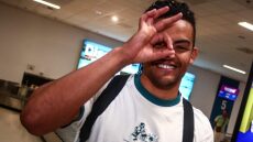 Επέστρεψε στην Ελλάδα ο «ασημένιος» Καραλής - «Άναψε μέσα μου μια νέα φλόγα»