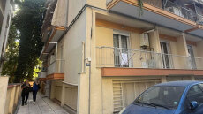 Αδερφοκτονία στη Θεσσαλονίκη: «Έλεγε πολύ καλά λόγια για τον αδερφό της, τον ευχαριστούσε που τη στήριζε», λέει φίλη της 59χρονης