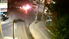 Άγνωστος έλουσε με βενζίνη και πυρπόλησε το αυτοκίνητο επιχειρηματία στη Δυτική Αττική - Δείτε βίντεο
