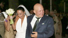 Παύλος Βαρδινογιάννης - Κατερίνα Μπιρμπίλη: Ο παραμυθένιος γάμος στην Εκάλη με τον εντυπωσιακό στολισμό και τους λαμπερούς καλεσμένους