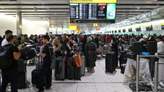 Αγώνας δρόμου στα ευρωπαϊκά αεροδρόμια για την επίλυση προβλημάτων μετά την κυβερνοεπίθεση