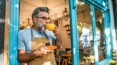 Ποιο αγαπημένο τονωτικό ρόφημα επηρεάζει την αιμοδοσία και τις μεταγγίσεις
