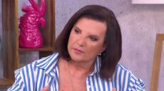 «Ο Γρηγόρης Μπιθικώτσης χτυπούσε πόρτες μέχρι τα 40 του χρόνια κι ήταν κλειστές», αποκάλυψε η κόρη του