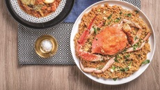 Γιουβέτσι με καβούρι και ούζο