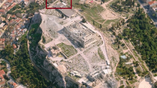 Αποκαθίσταται το μυκηναϊκό τείχος, στο ανατολικό τμήμα της Ακρόπολης - Δείτε φωτογραφίες