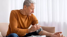 «Καμπανάκι» ΠΟΥ για την αρρύθμιστη υπέρταση: Απειλεί πάνω από 1 δις ανθρώπους