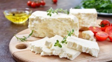 Ευλογιά των αιγοπροβάτων στην Ελλάδα: Τι ισχύει για το κρέας, το γάλα και τη φέτα