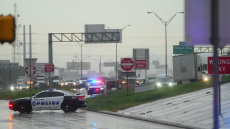 Σφαίρες με συνθήματα κατά του ICE βρέθηκαν στην επίθεση κατά των γραφείων στο Ντάλας – «Ελεύθερος σκοπευτής» ο δράστης
