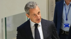 «Δεν ελπίζω σε απονομή χάριτος από τον Μακρόν, δεν θα παραδεχτώ την ενοχή μου για κάτι που δεν έκανα», λέει ο Σαρκοζί