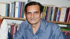 Ο Νίκος Ψαρράς δημοσίευσε φωτογραφία από τα παιδικά του χρόνια