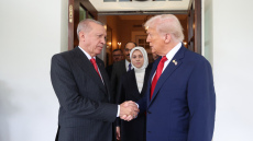 Γιατί ο Ερντογάν επιχείρησε να πιέσει τον Τραμπ για την HalkBank - Οι κυρώσεις από τις ΗΠΑ για ξέπλυμα, το Ιράν και η σημασία της στην τουρκική οικονομία