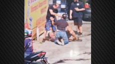 Οδηγοί ήρθαν στα χέρια στη Χαλκηδόνα για την προτεραιότητα σε φανάρι - Δείτε βίντεο