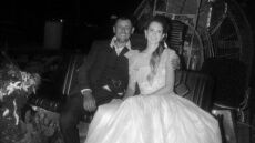 Η Λάνα Ντελ Ρέι δημοσίευσε νέες φωτογραφίες από τον γάμο της με τον Τζέρεμι Ντουφρέν