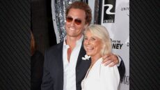 Ο Μάθιου ΜακΚόναχι για μια δεκαετία δεν μιλούσε με τη μητέρα του γιατί διέρρεε πληροφορίες για εκείνον στον Τύπο