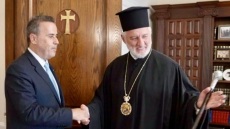 Συνάντηση του Παπασταύρου με τον Αρχιεπίσκοπο Αμερικής Ελπιδοφόρο