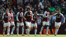 Premier League: Η Άστον Βίλα έκανε την ανατροπή κόντρα στη Φούλαμ και πήρε την πρώτη της νίκη - Δείτε τα γκολ