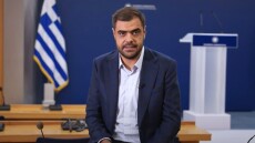 Μαρινάκης στο 7ο «μπρίφινγκ για τους πολίτες»: Δεν εμπαίζουμε την κοινωνία με την ακρίβεια, έχουμε μειώσει 85 φόρους