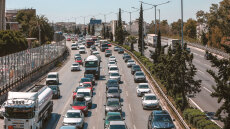 Δεν αντέχεται το κυκλοφοριακό χάος: Κάθε χρόνο προστίθενται 120.000 οχήματα, τρεις οδικές παρεμβάσεις-ελπίδα για ανάσα