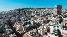 Αυστηρότεροι κανόνες για τις βραχυχρόνιες μισθώσεις: Αναβάθμιση ποιότητας χωρίς άμεση λύση στη στεγαστική κρίση