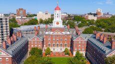 Μήνυση από την κυβέρνηση Τραμπ κατά του Χάρβαρντ για διακρίσεις κατά των Εβραίων μαθητών
