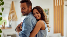 Έξι μυστικά για την τέλεια αγκαλιά – Ανακαλύψτε τα
