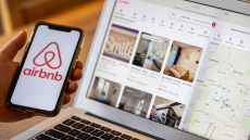Η εφορία πατάει το κουμπί και… «σβήνει» χιλιάδες Airbnb - Τι αλλάζει από σήμερα