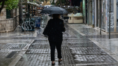 Σε εξέλιξη η κακοκαιρία - Πότε θα βρέξει στην Αττική και πώς θα κινηθούν οι πυρήνες των καταιγίδων