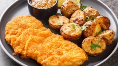 Oktoberfest: 10 συνταγές της γερμανικής κουζίνας στο τραπέζι μας
