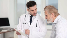 Αντιδρούν οι παθολόγοι στο νέο νομοσχέδιο υγείας – Τι ζητούν
