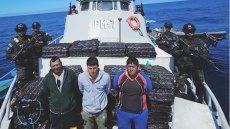 Σχεδόν δύο τόνοι κοκαΐνης κατασχέθηκαν στο Ελ Σαλβαδόρ σε επιχείρηση του Πολεμικού Ναυτικού 