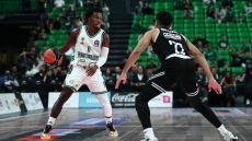 Μονέκε για Τι Τζέι Σορτς στον Παναθηναϊκό: «Δεν ταιριάζει στην ομάδα, τον πήρανε για να μην πάει στον Ολυμπιακό» 