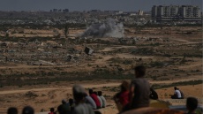 Τουλάχιστον 57 νεκροί στη Γάζα παρά την έκκληση Τραμπ να σταματήσουν οι βομβαρδισμοί