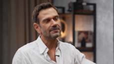 Τάσος Ιορδανίδης για την πρώτη φορά που τον είδαν τα παιδιά του στο θέατρο: Το κλάμα που έριξαν στο τέλος δεν θα το ξεχάσω ποτέ