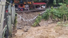 Τουλάχιστον 60 νεκροί σε πλημμύρες και κατολισθήσεις στο Νεπάλ και την Ινδία