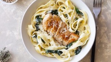 Κοτόπουλο με ζυμαρικά
