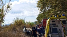 Τροχαίο στο Αγρίνιο: ΙΧ εξετράπη της πορείας του και ανετράπη - Διασωληνώθηκε ο οδηγός