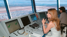 Ελεγκτές εναέριας κυκλοφορίας: Πώς γεννήθηκε ο θεσμός