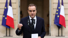 Πώς η Γαλλία έφτασε στην παραίτηση του Λεκορνί μετά από μόλις 27 ημέρες πρωθυπουργίας