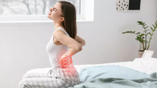 Πόνος στη μέση: Πότε μπορεί να κρύβει κάτι πολύ ανησυχητικό – Οι ειδικοί απαντούν
