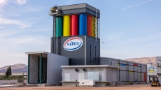 Ο «Χρωμόπυργος» που αλλάζει το τοπίο στην οικοδομή