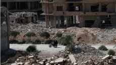 Τρεις νεκροί σε κουρδικούς βομβαρδισμούς στη Συρία 