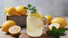 Η επιστήμη πίσω από την τέλεια σπιτική λεμονάδα