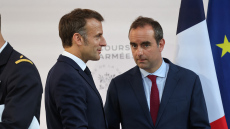 Ο Μακρόν θα διορίσει νέο πρωθυπουργό τις επόμενες 48 ώρες, ανακοίνωσε το Ελιζέ